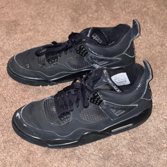 black cat 4s size 10.5